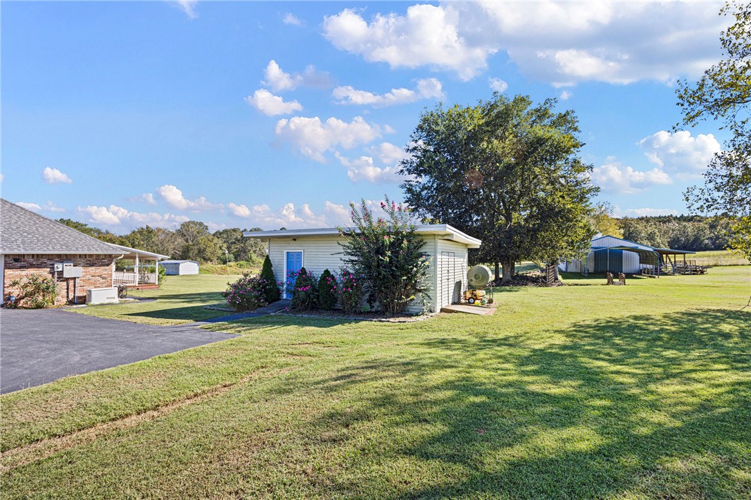 main property photo 45