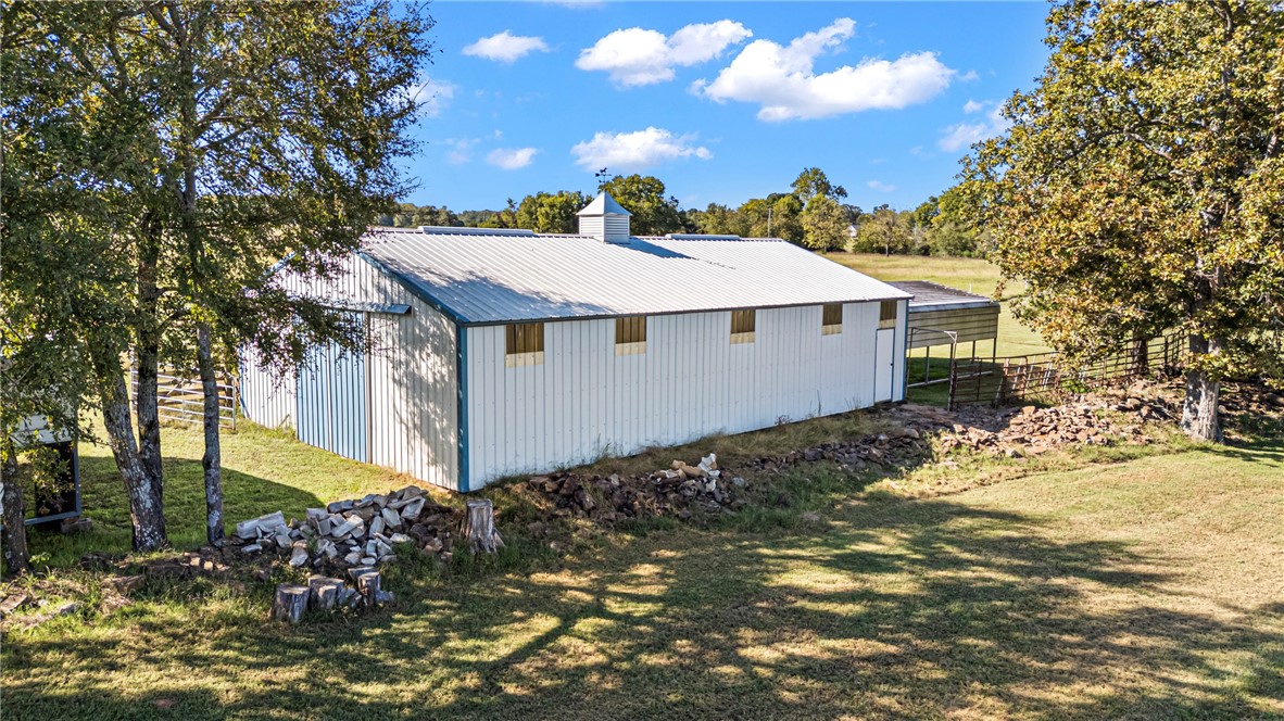 main property photo 47