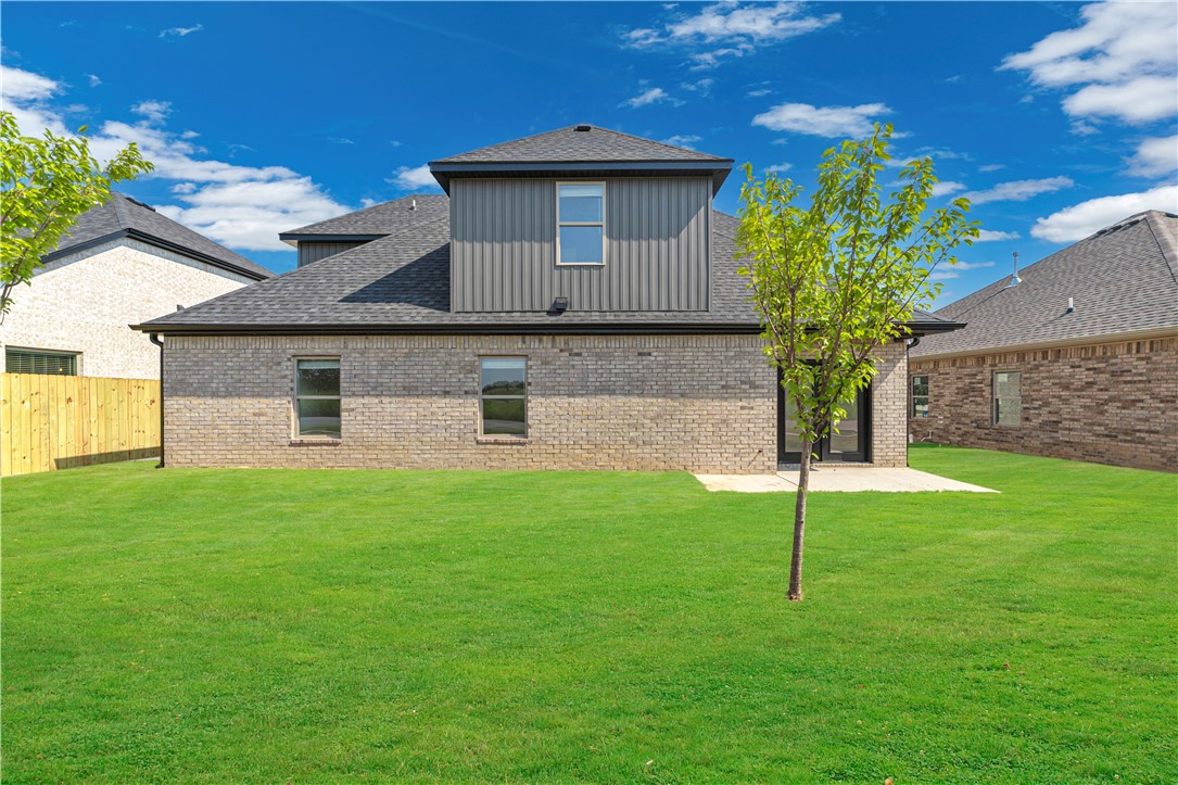 main property photo 17
