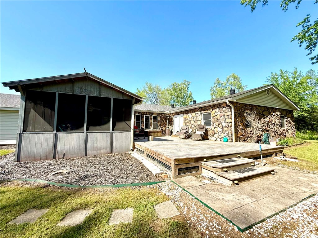 main property photo 41