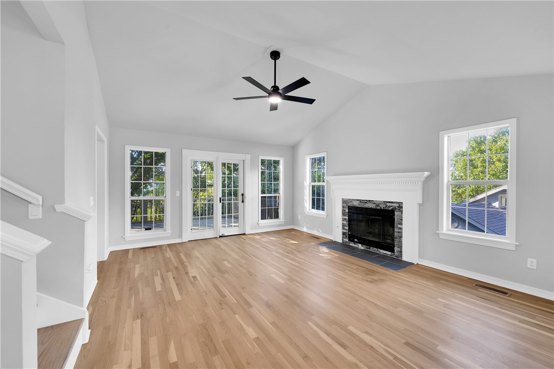 property viewer photo 10
