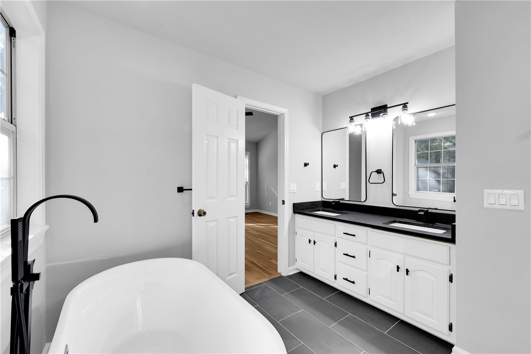 property viewer photo 11