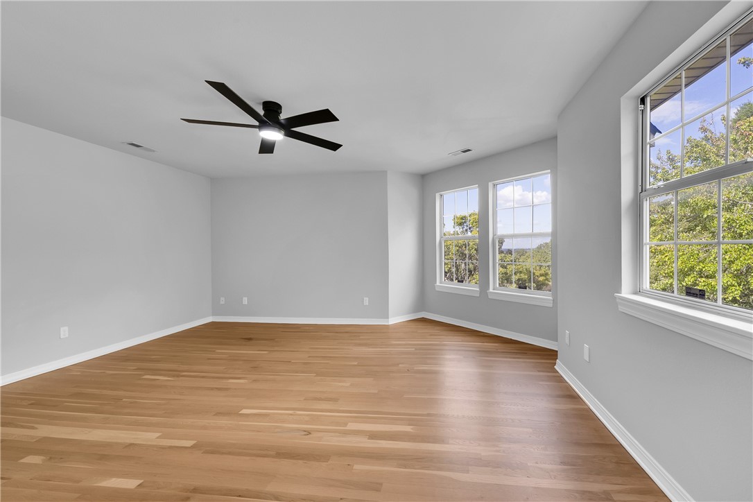 property viewer photo 14
