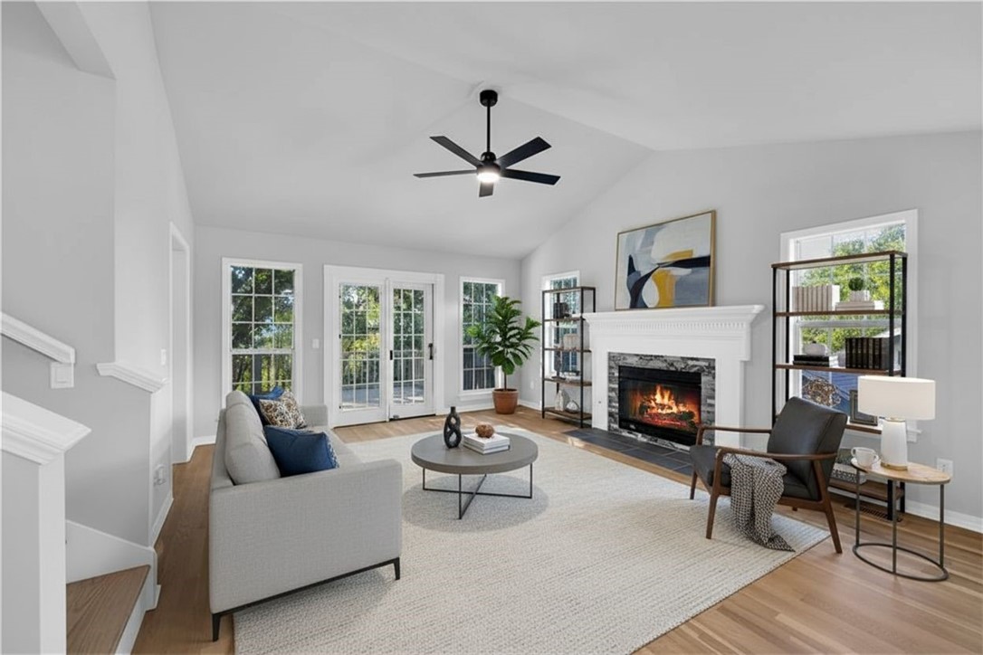 property viewer photo 2