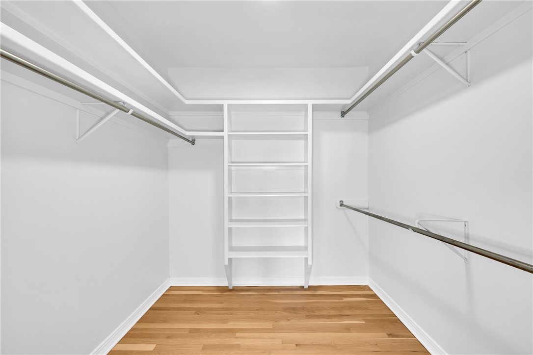 property viewer photo 40