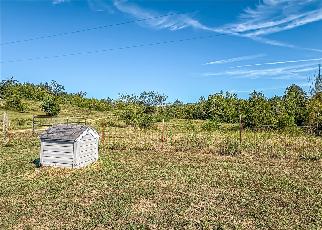 main property photo 14