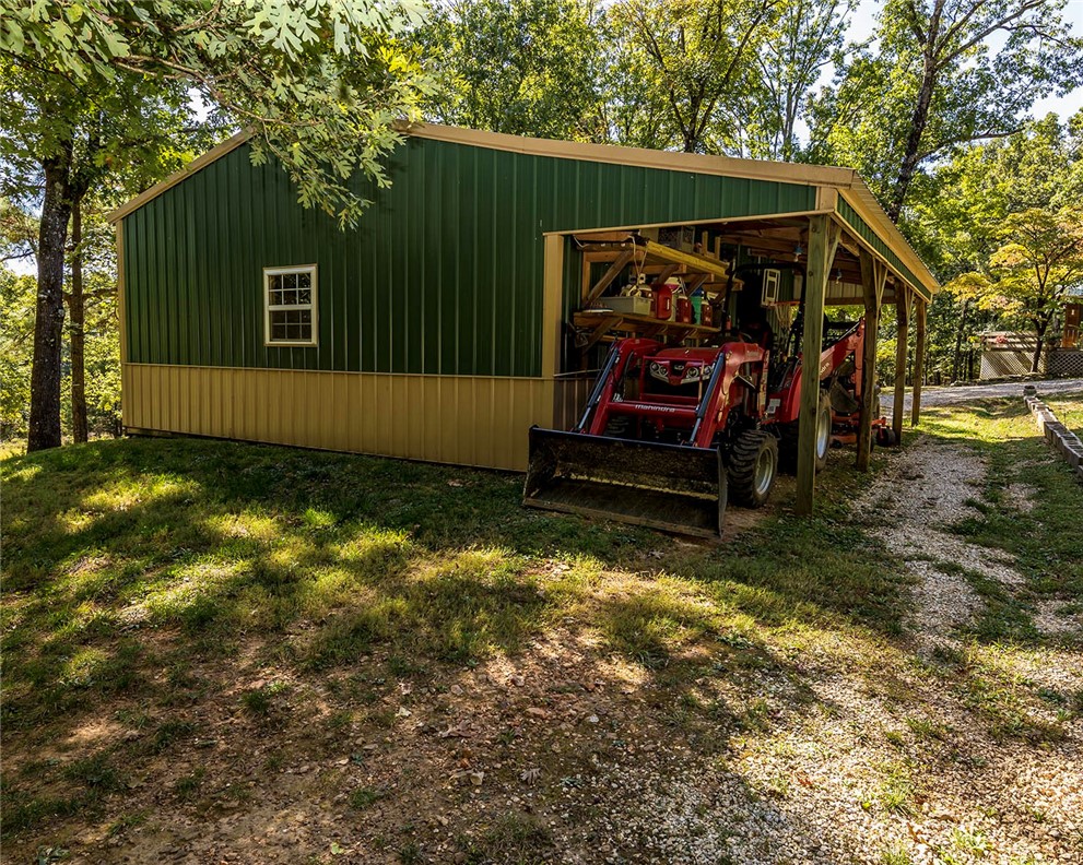 main property photo 26