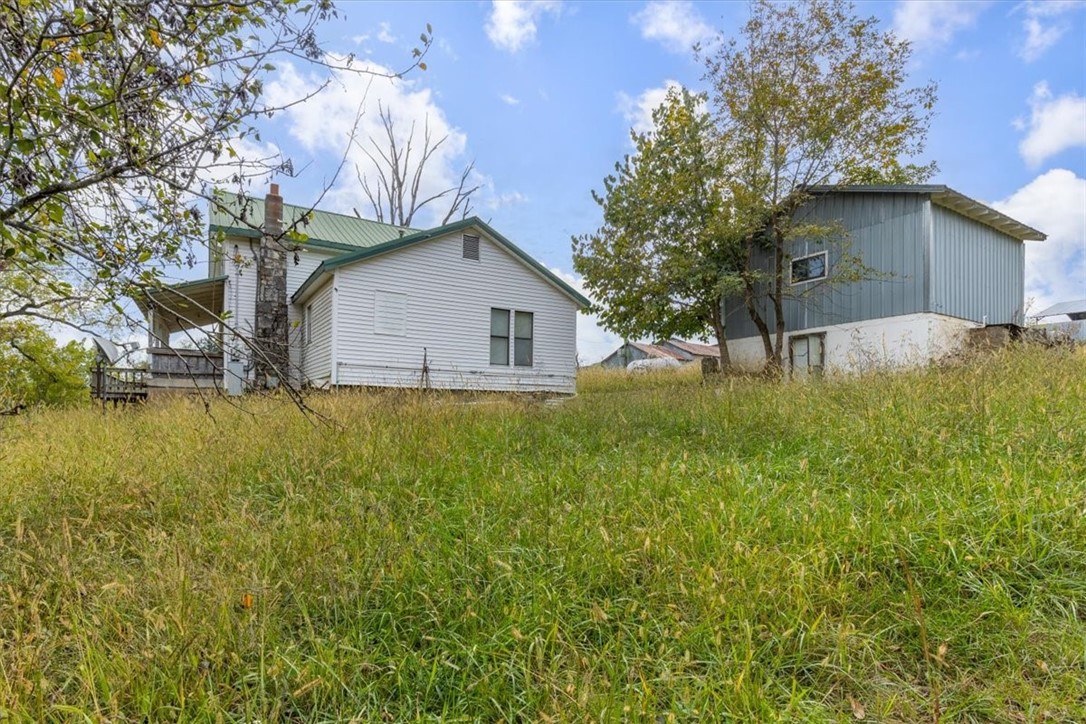 main property photo 23