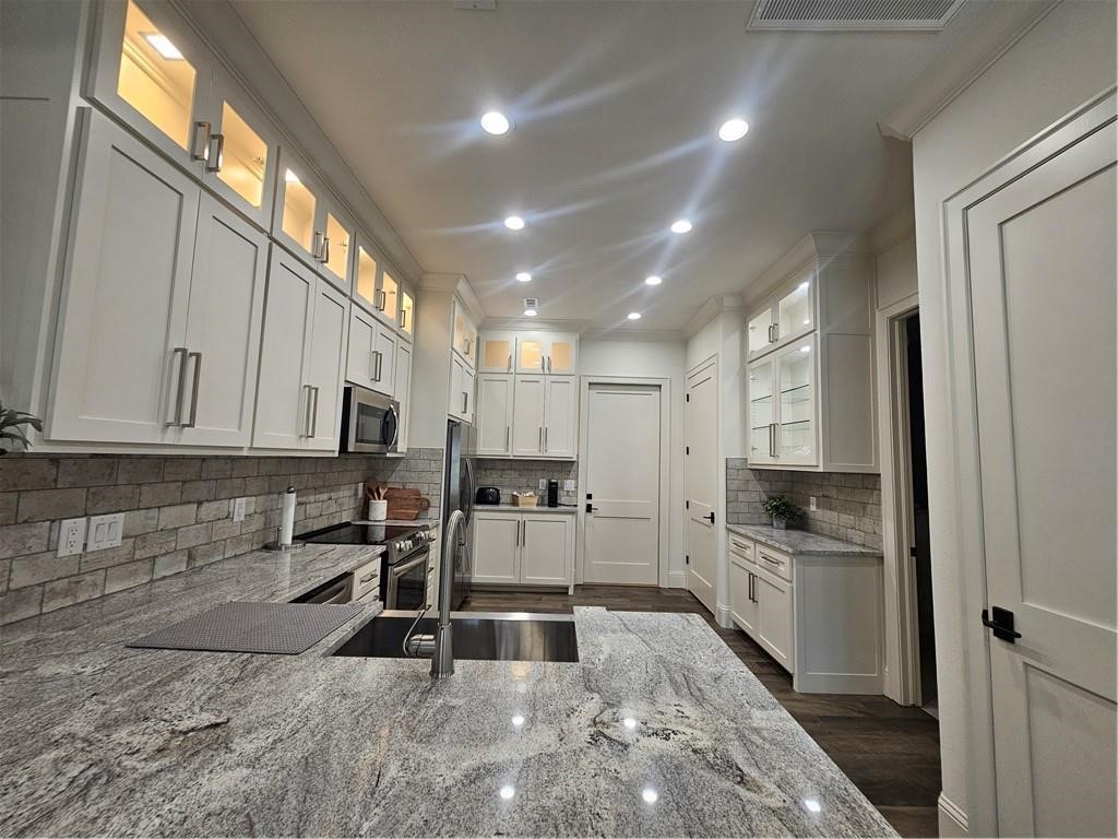 property viewer photo 10