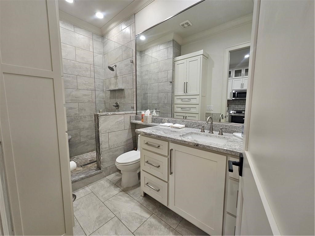 property viewer photo 18