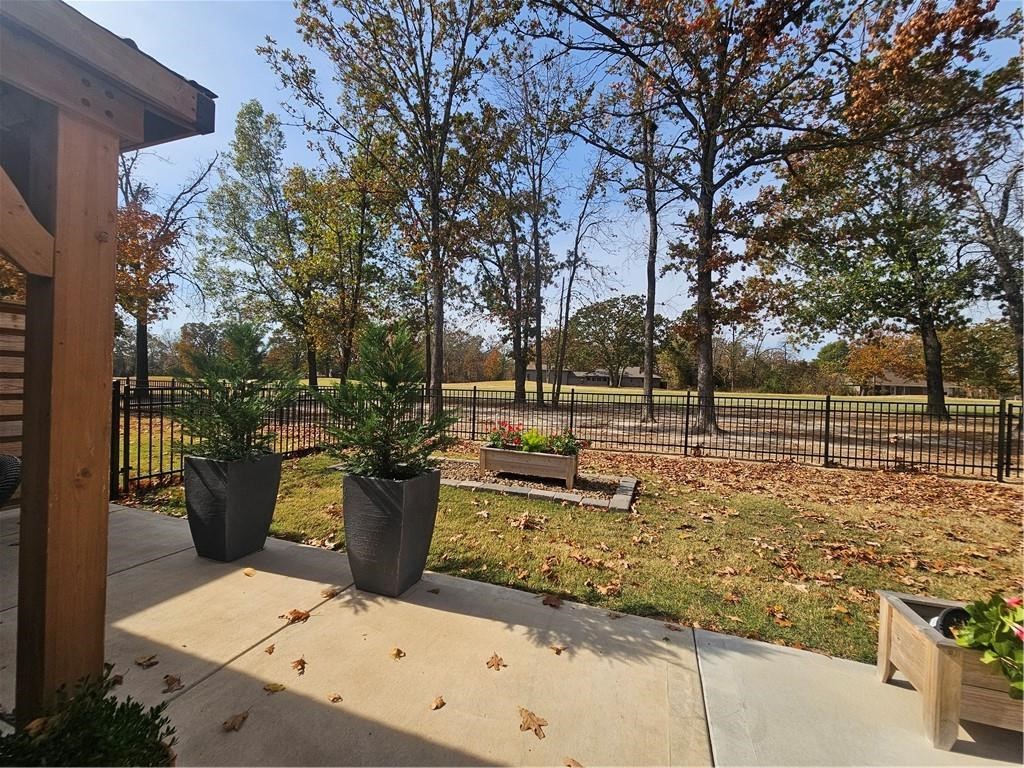 property viewer photo 3