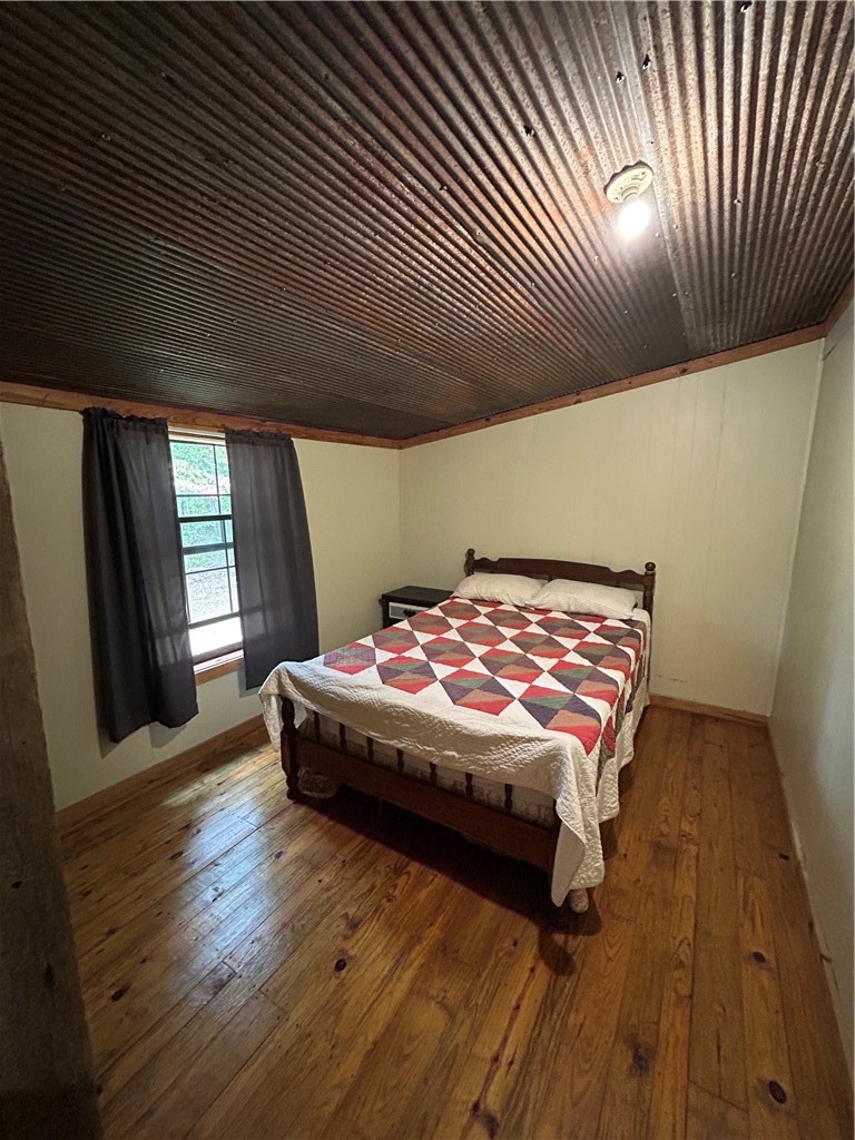 property viewer photo 2