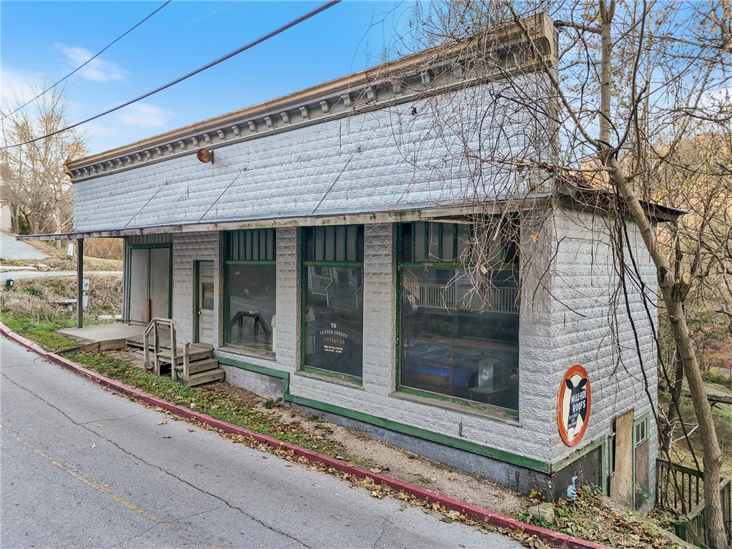 main property photo 1