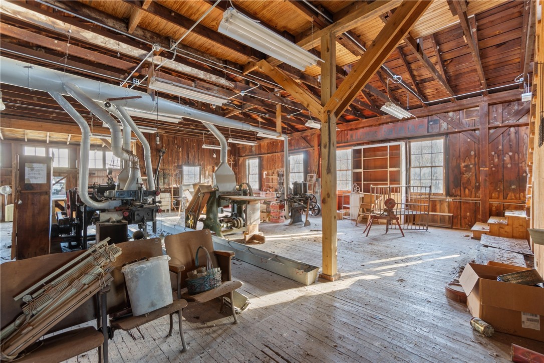 main property photo 15