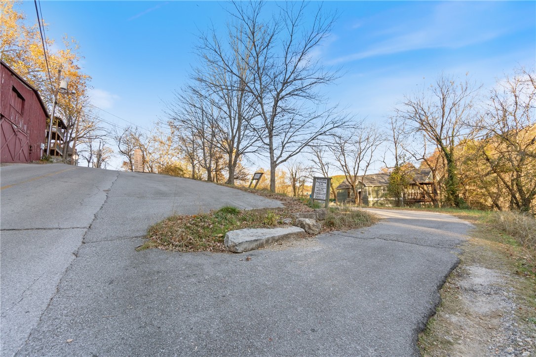 main property photo 30