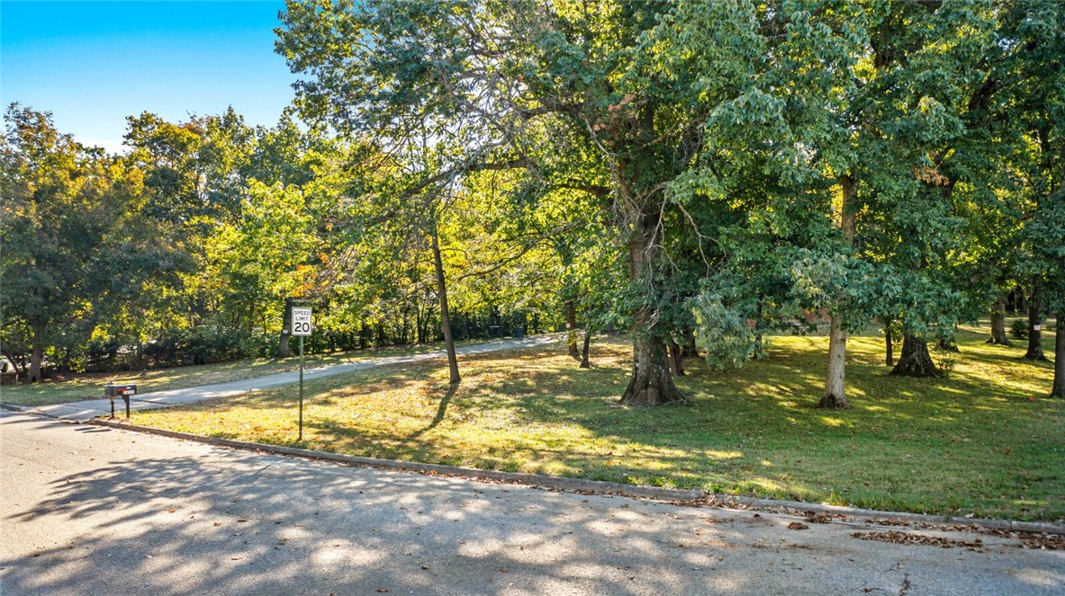 main property photo 8