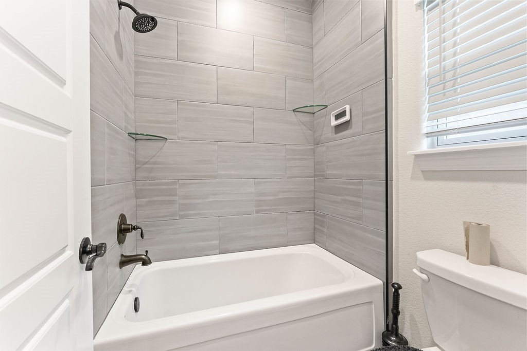 property viewer photo 30