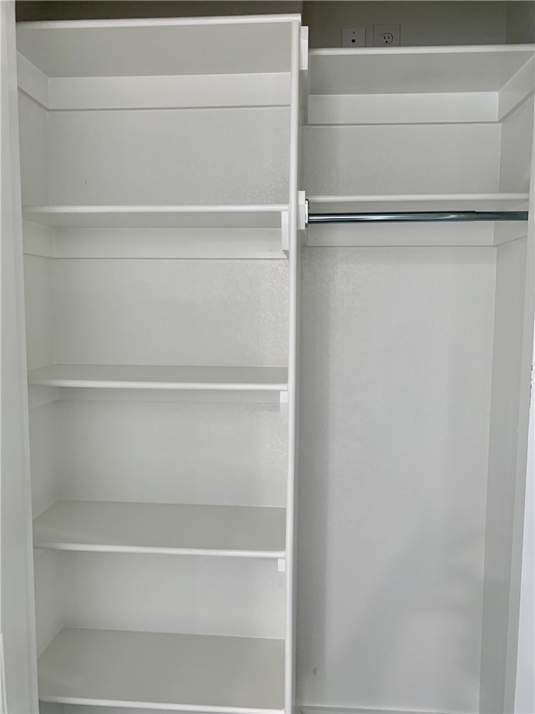 property viewer photo 16