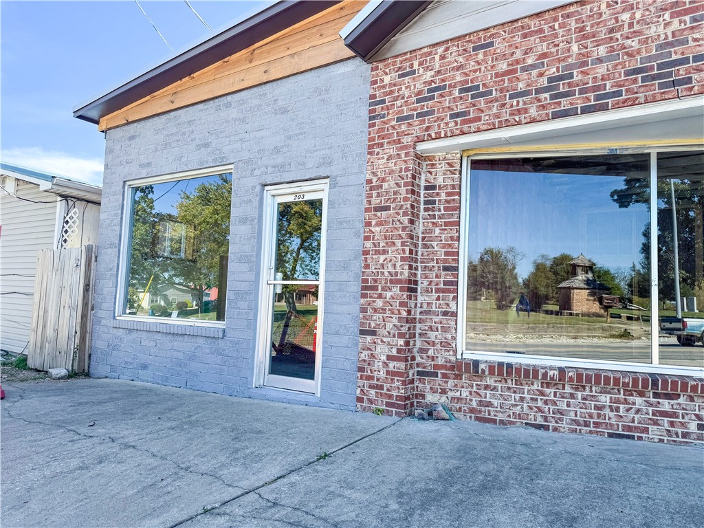 main property photo 5