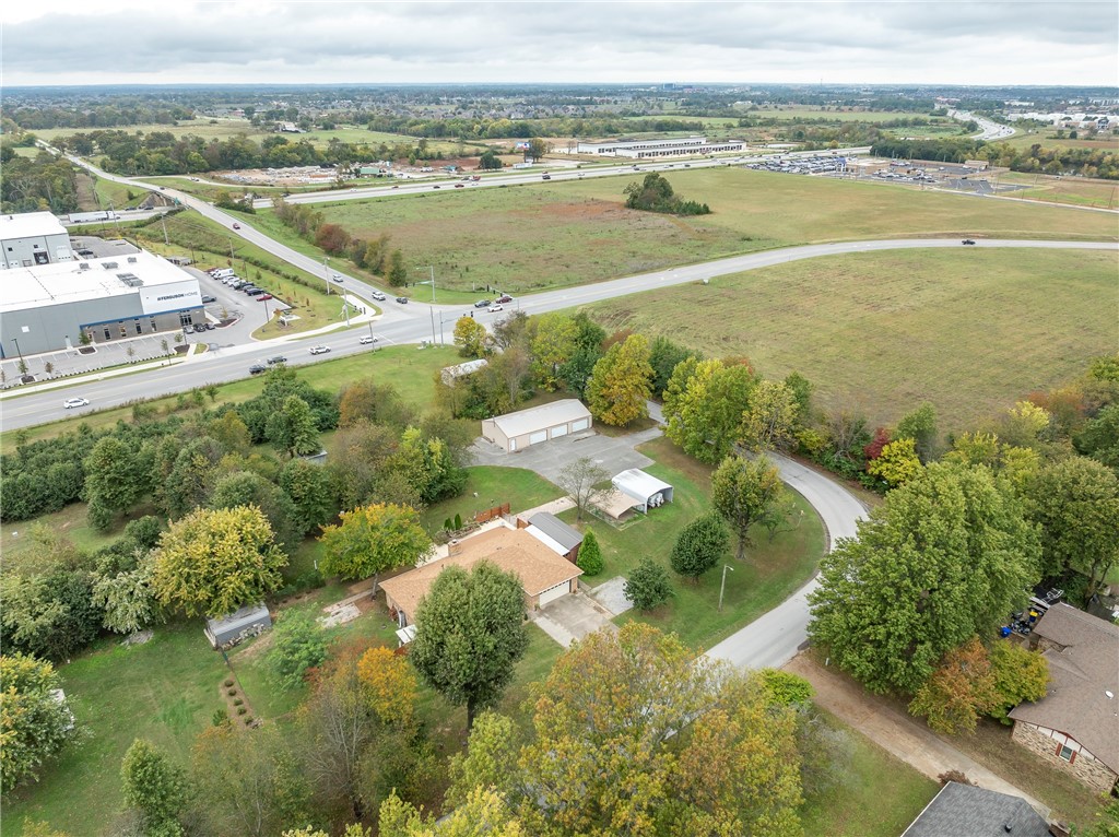 main property photo 33