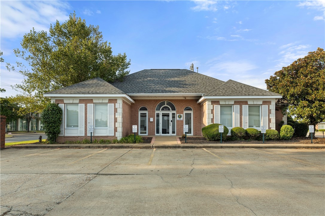 main property photo 10