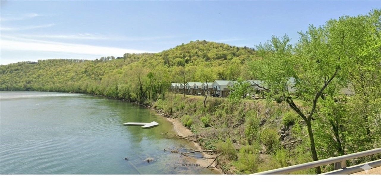 main property photo 37