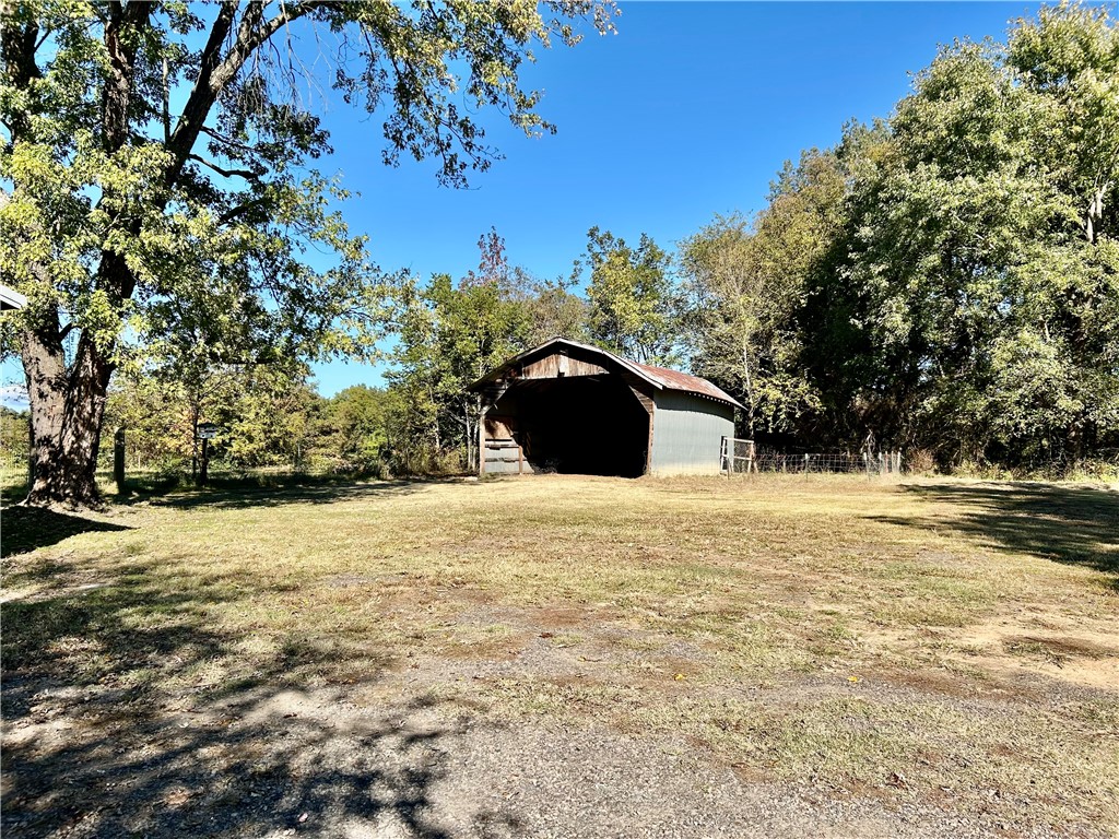 main property photo 34