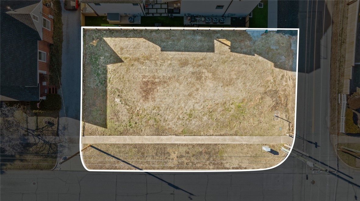main property photo 8