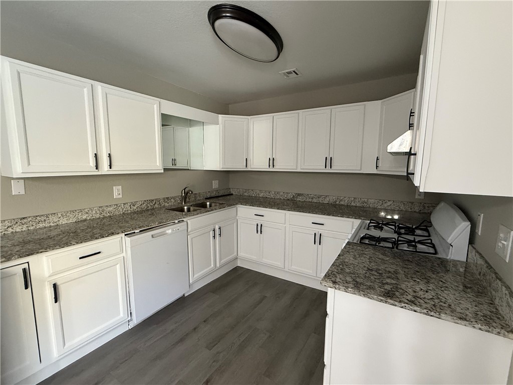 property viewer photo 10