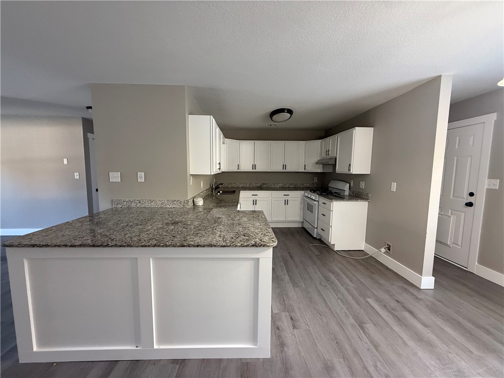 property viewer photo 8