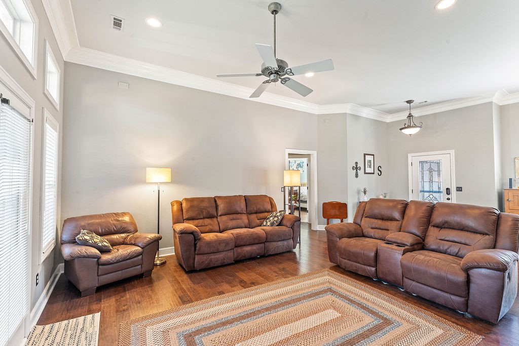 property viewer photo 20