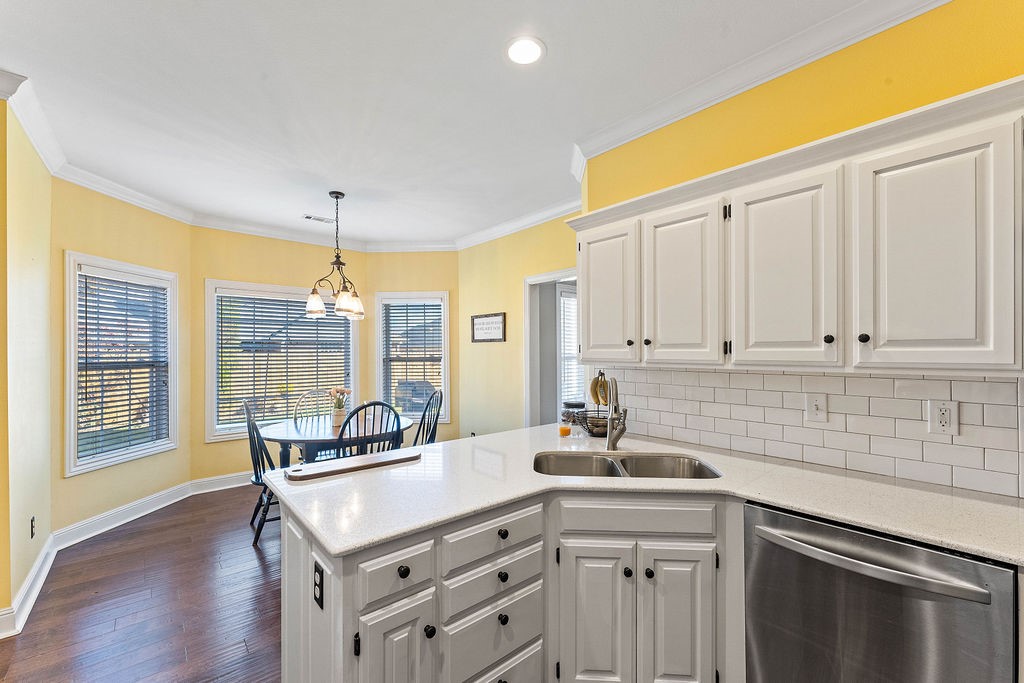 property viewer photo 26