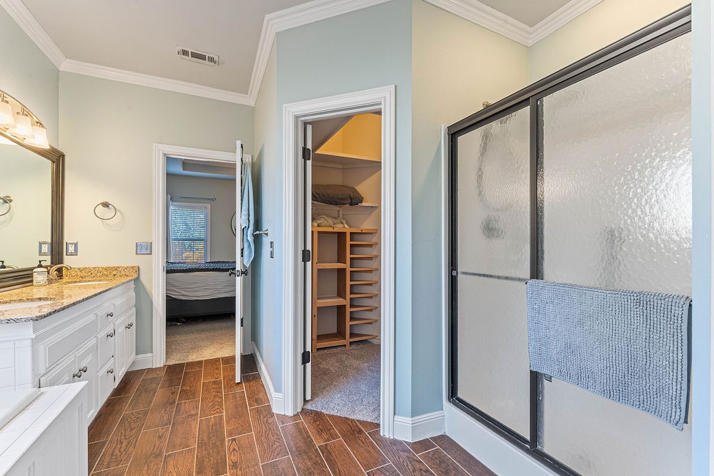 property viewer photo 35