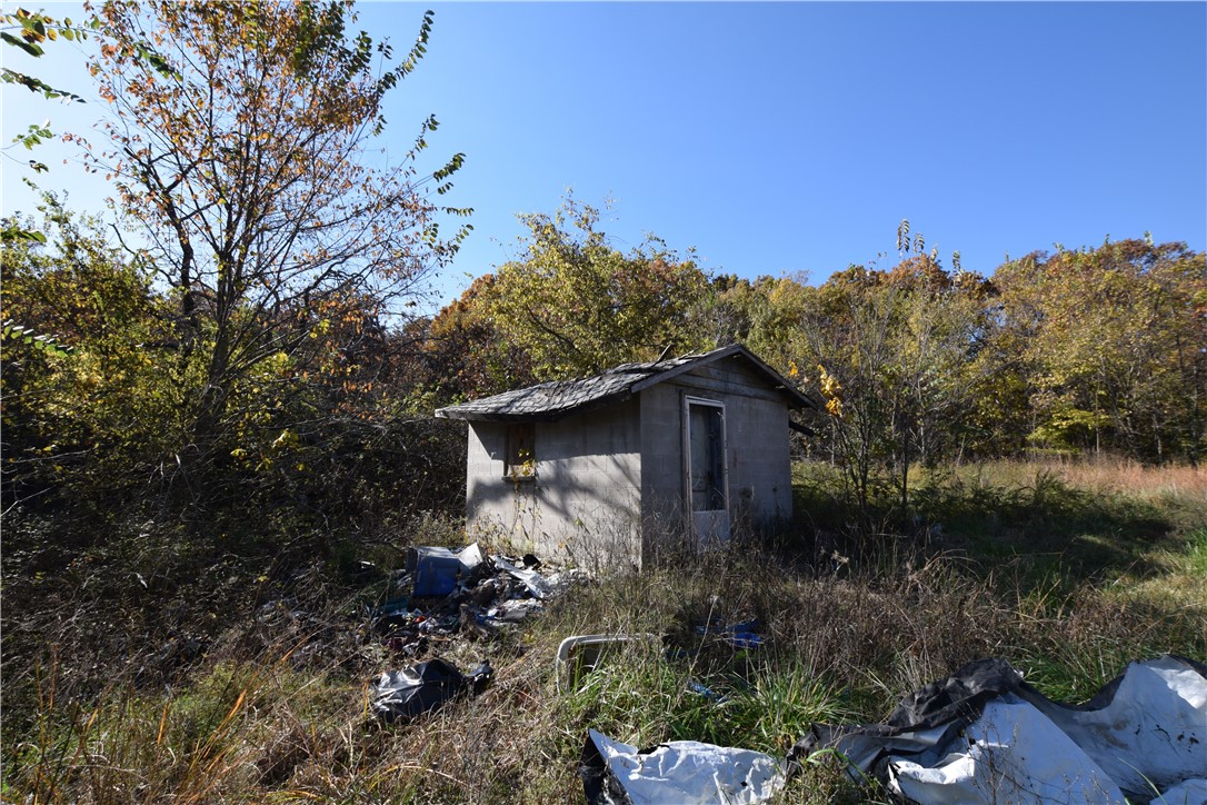 main property photo 24