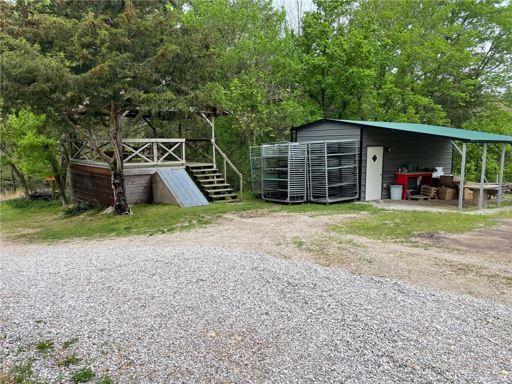 main property photo 17