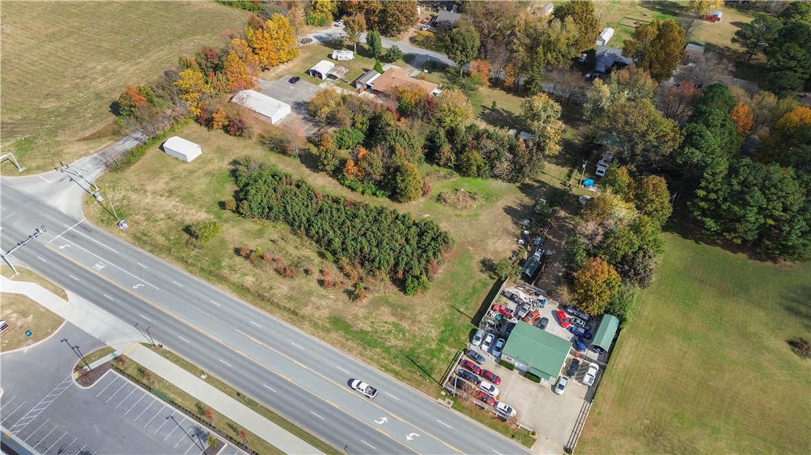 main property photo 7
