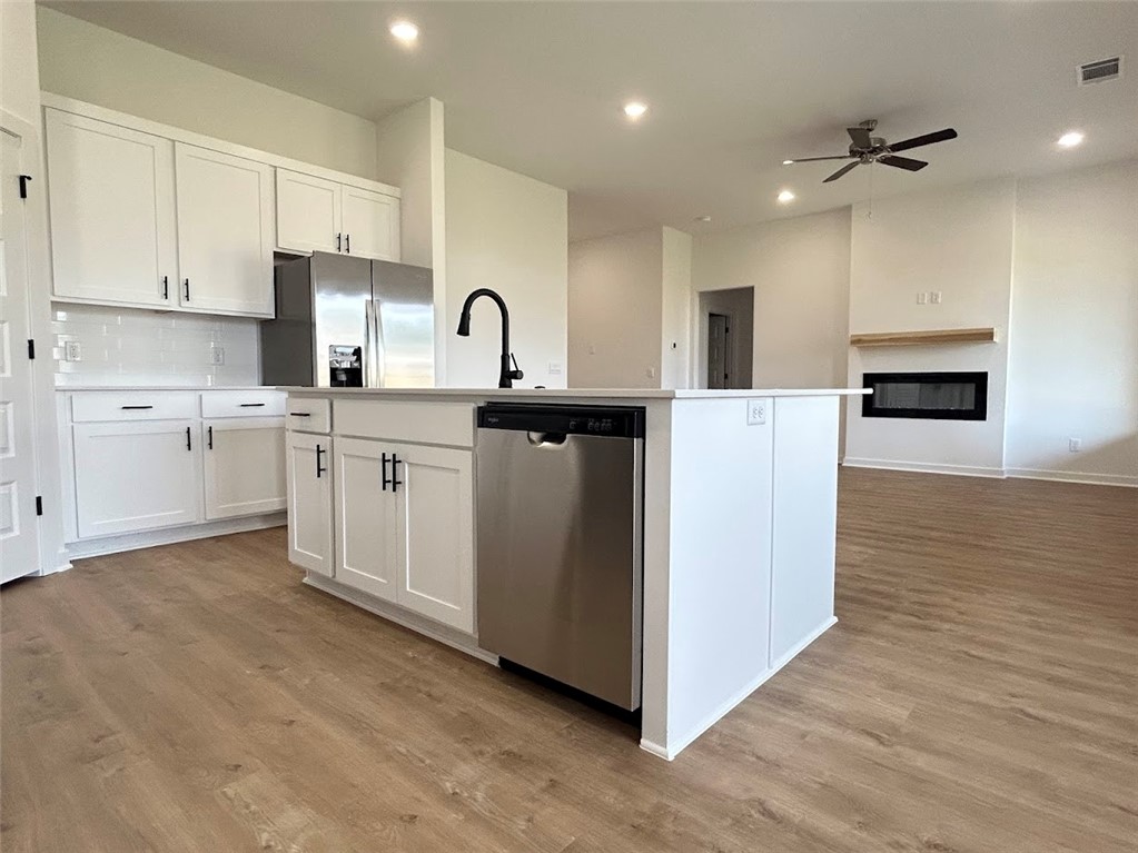 property viewer photo 2