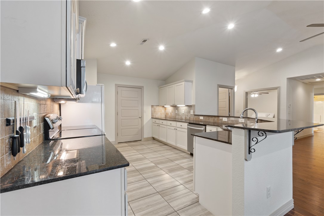 property viewer photo 10