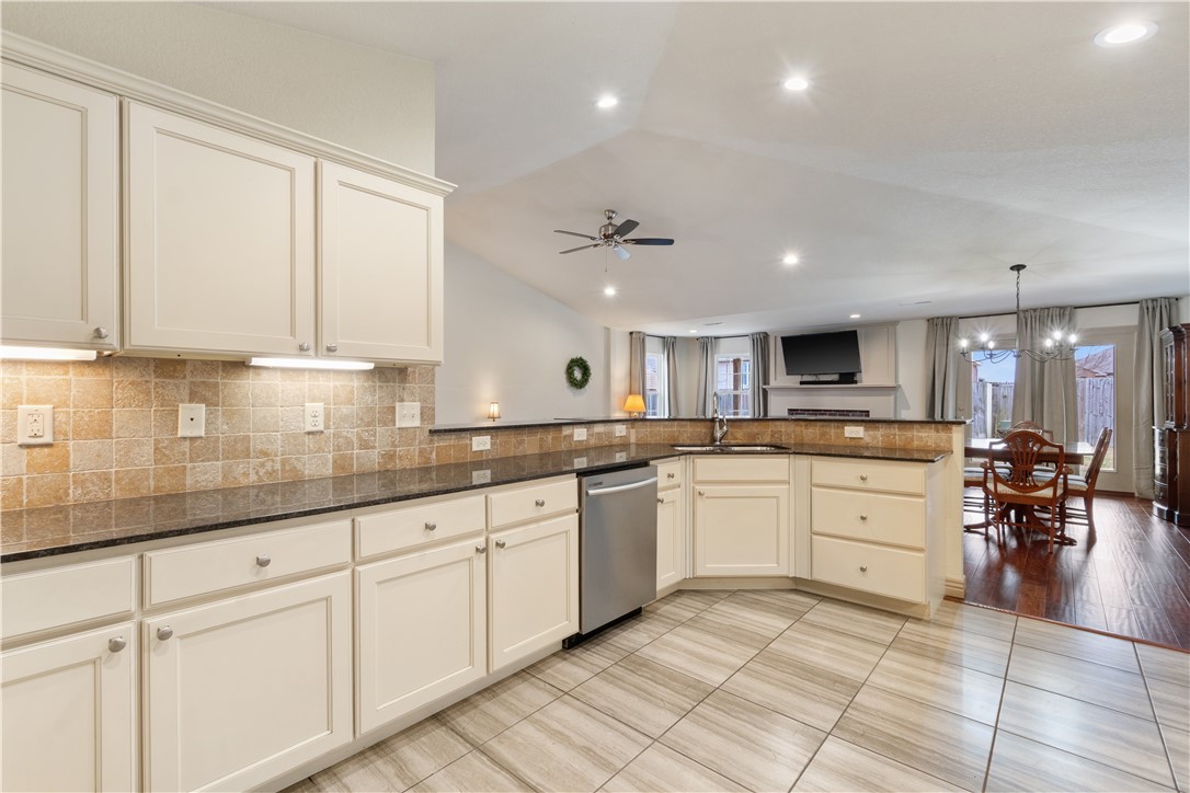 property viewer photo 12