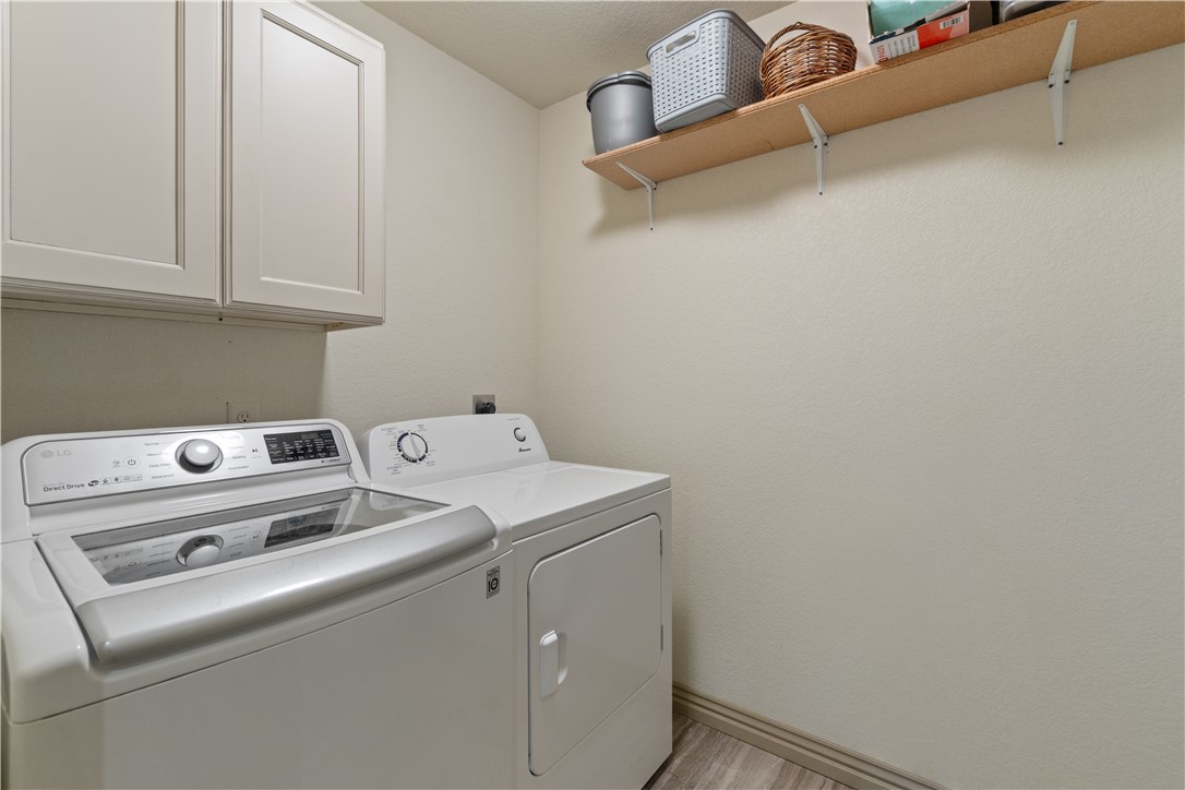 property viewer photo 13