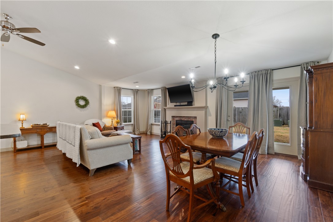 property viewer photo 6