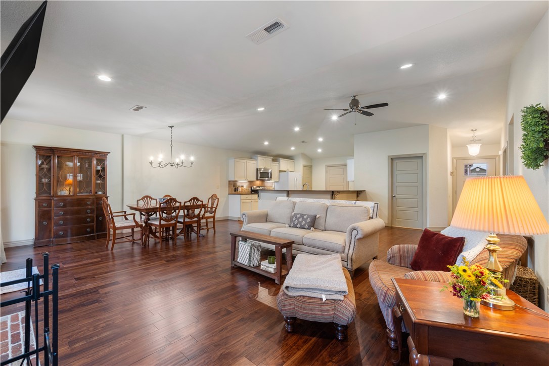 property viewer photo 7