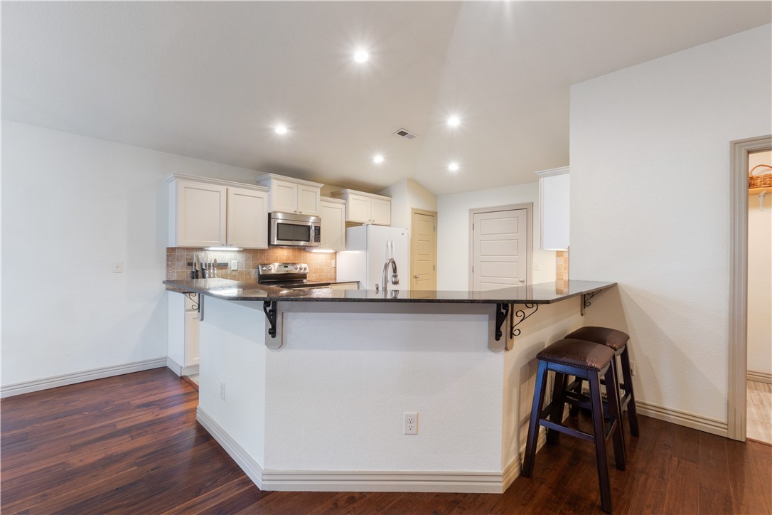 property viewer photo 9