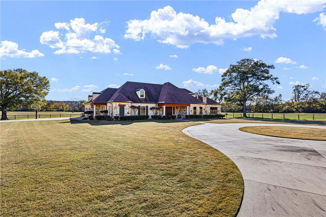 main property photo 6