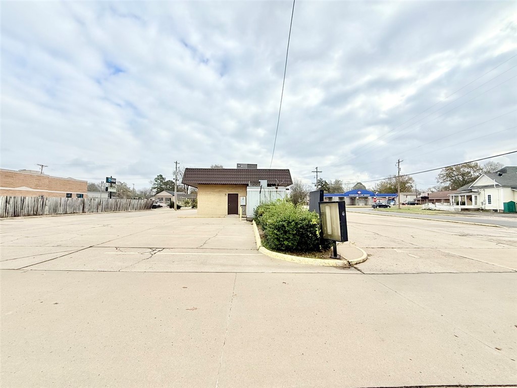 main property photo 10