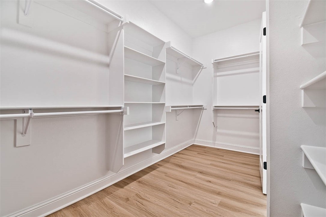 property viewer photo 10