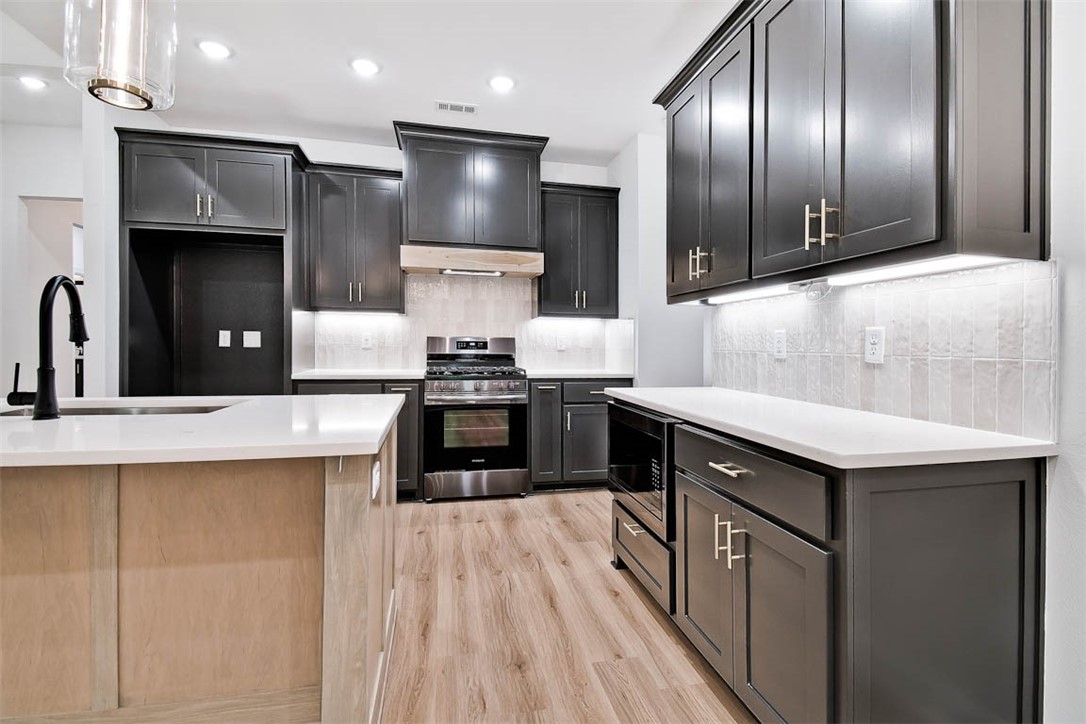 property viewer photo 4