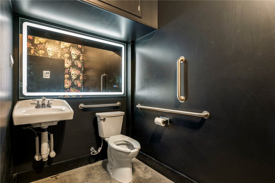 main property photo 16