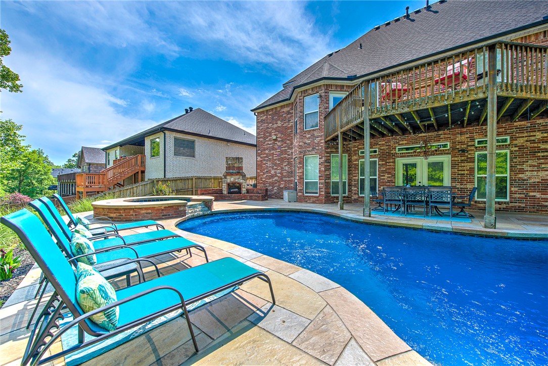 main property photo 4