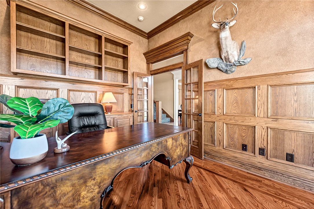 main property photo 8